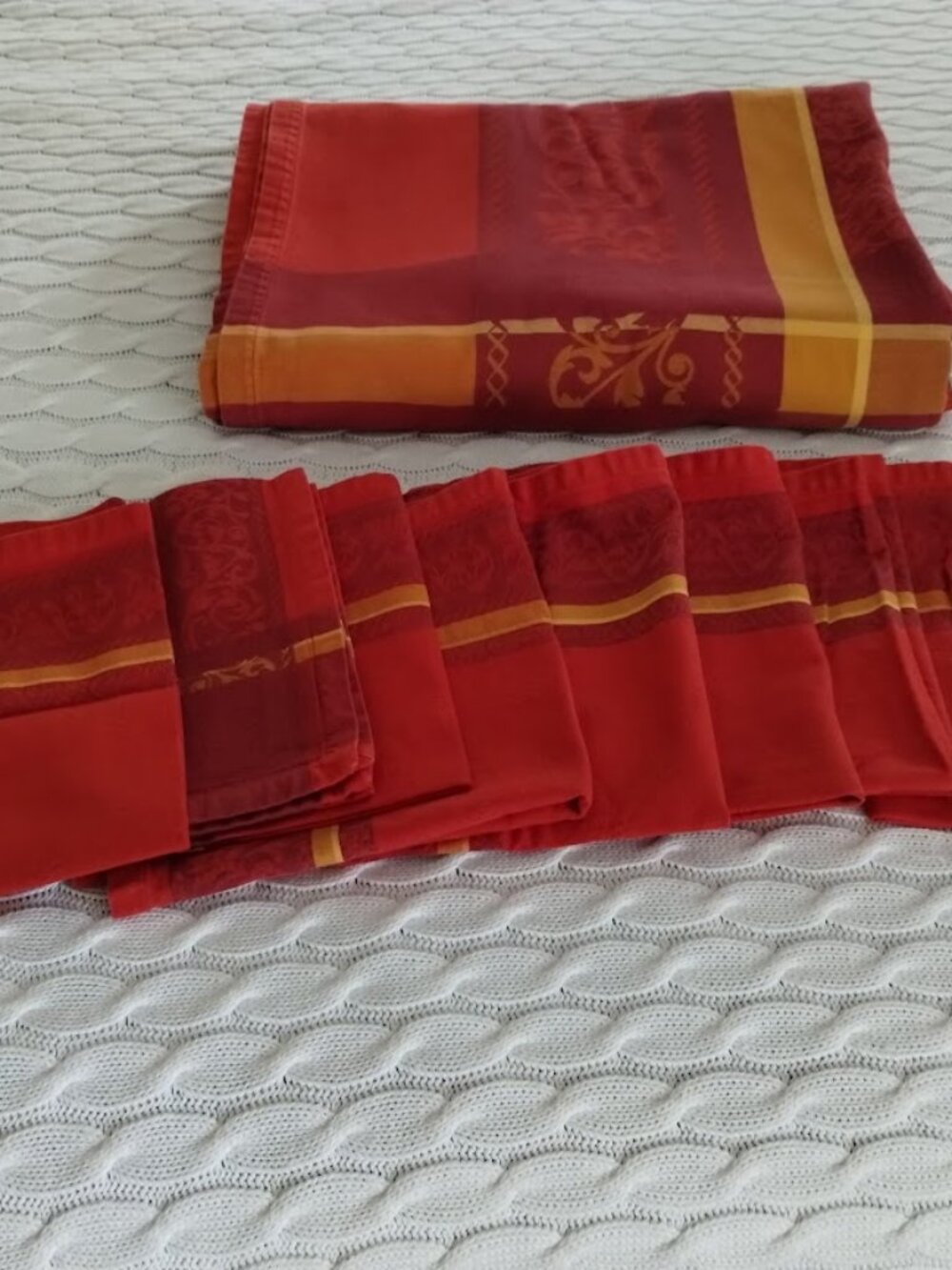 Bloomingdale’s At Home Tablecloth w 9 Napkins Cotton Fall Colors Provencal-style